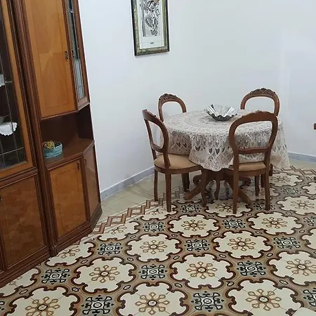 Casa Da Angelo מונופולי